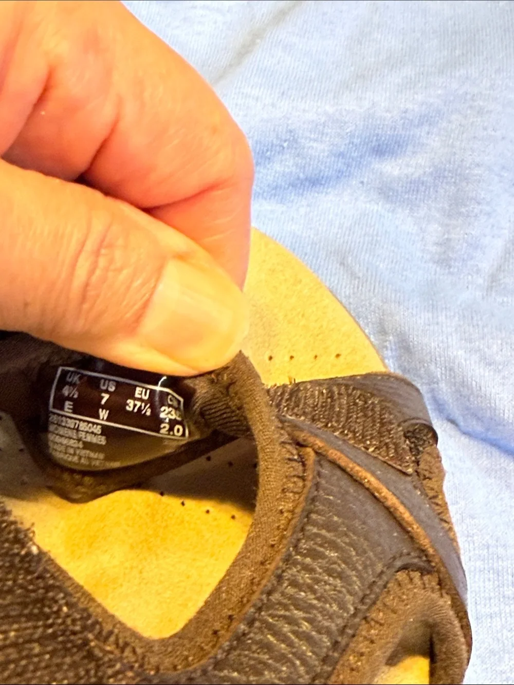 Wmn’s Clarks Brown Leather Adjustable Sandals